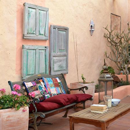 Hostal La Casa Caldera Femés Exterior foto
