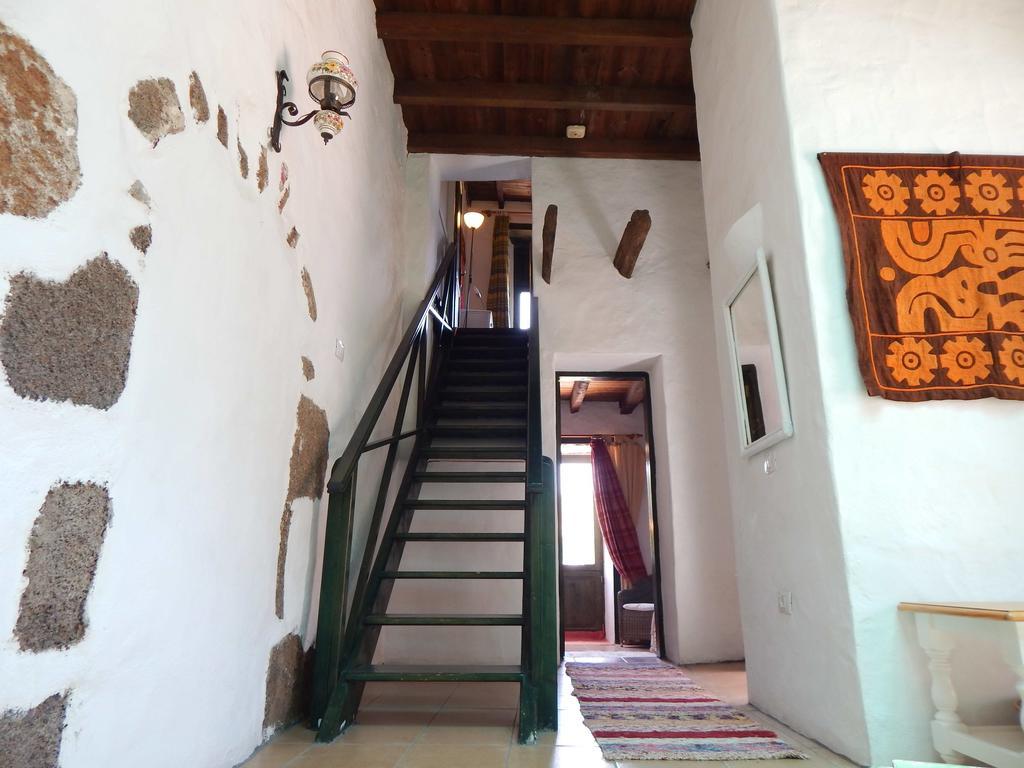 Hostal La Casa Caldera Femés Exterior foto