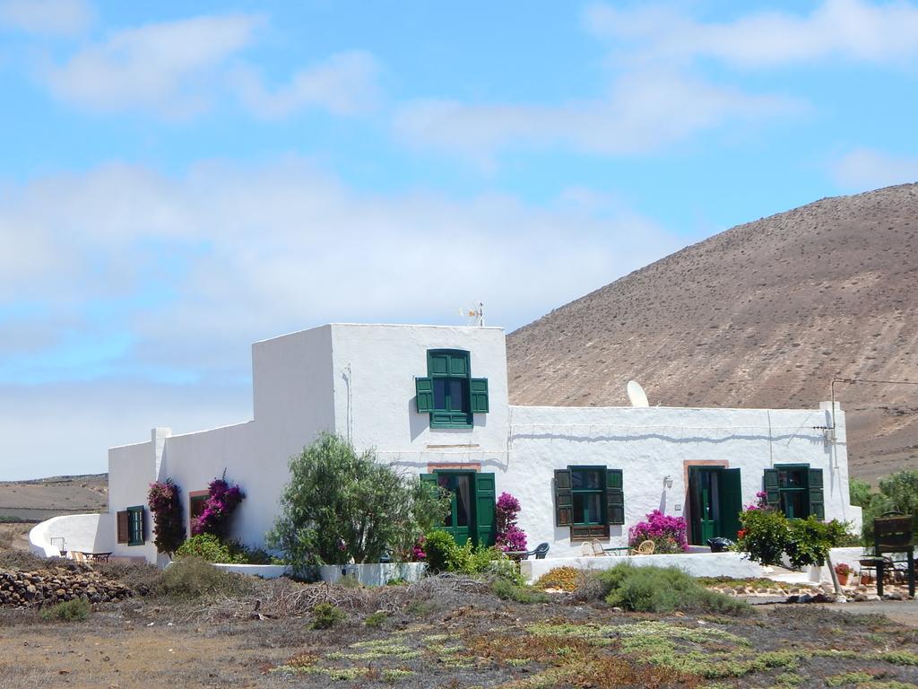 Hostal La Casa Caldera Femés Exterior foto