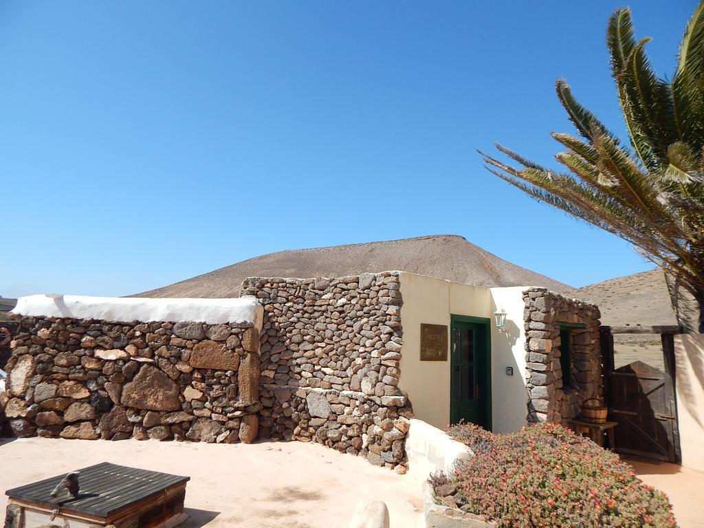 Hostal La Casa Caldera Femés Exterior foto