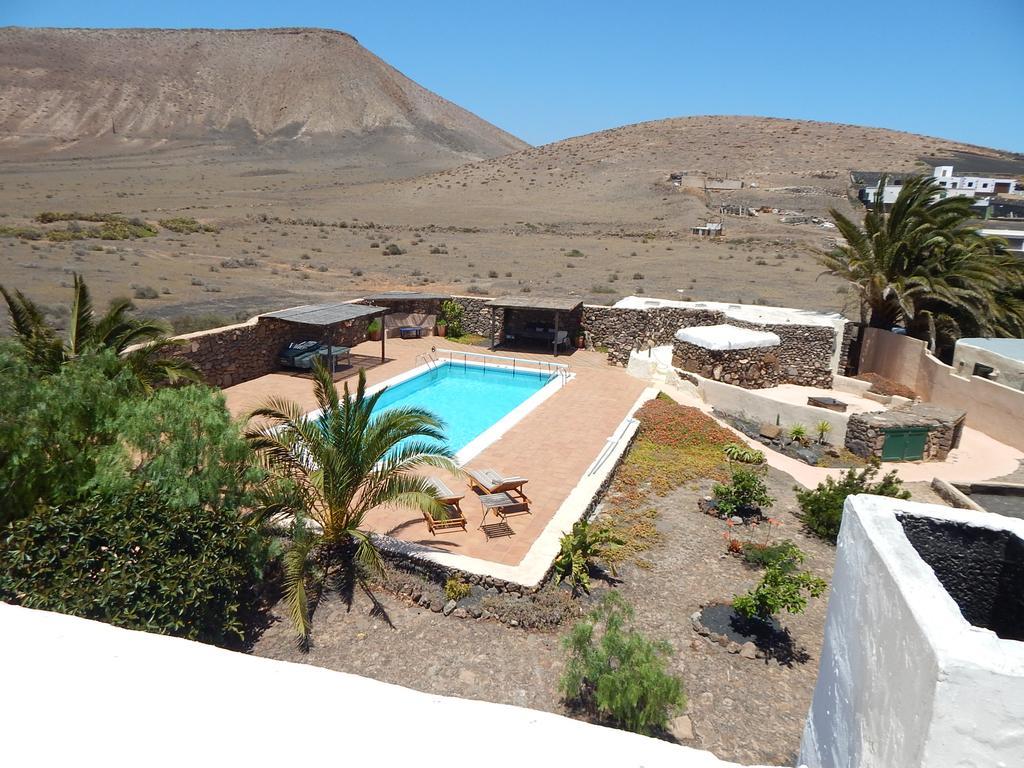 Hostal La Casa Caldera Femés Exterior foto