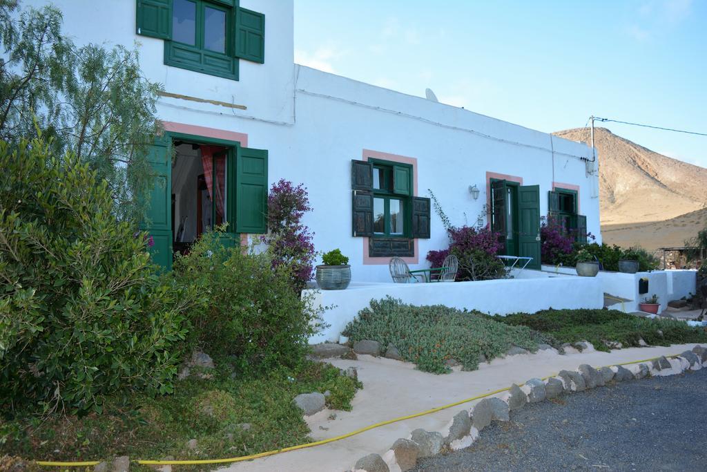 Hostal La Casa Caldera Femés Exterior foto